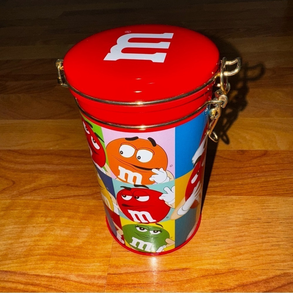 2012 Red M&M Tin Canister w/ Clip Lid Christmas Excellent Condition M And M